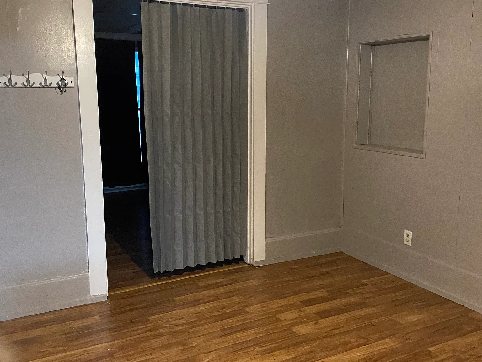 2 bed, 900 sqft, $730 — Photo 3