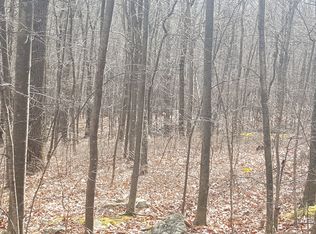 Mountain Ridge Rd, Sugarloaf, PA 18249