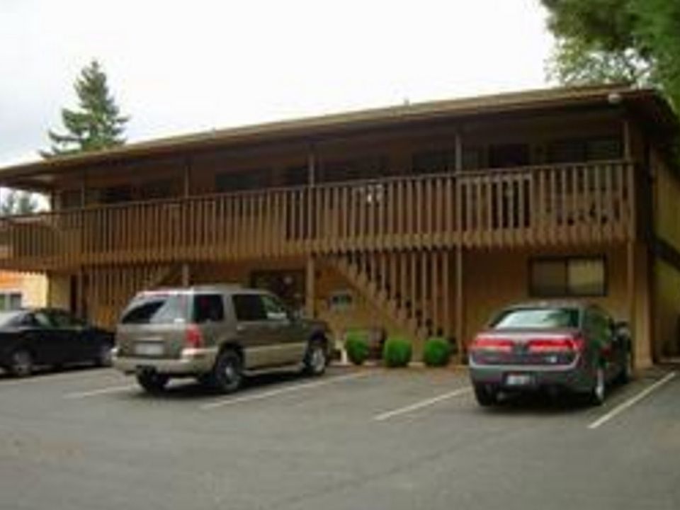1st image of 1702 Judd St SE APT 5