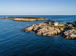 11 Gap Head Rd, Rockport, MA 01966