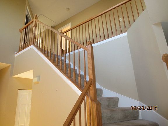 4th image of 389 Ashford Ln