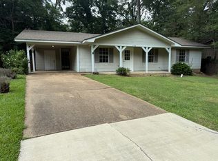 222 Cherry Cir, Ridgeland, MS 39157
