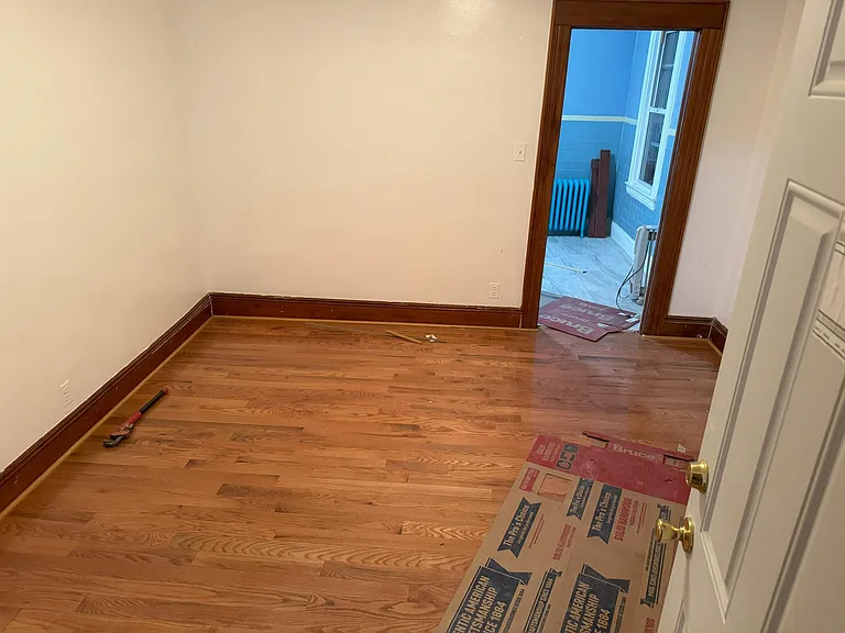 215 Lakeview Ave #2 — Photo 2