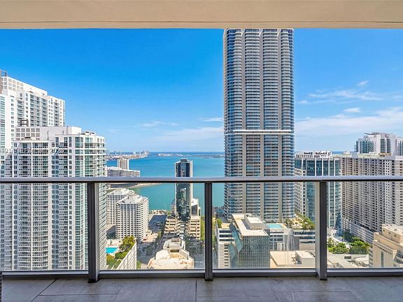 4th image of 1010 Brickell Ave Unit 4203