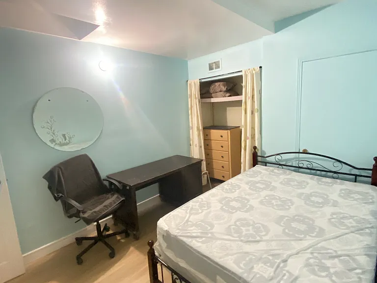 1859 Danforth Ave #2 — Photo 4