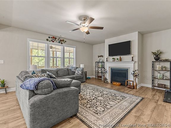 4th image of 233 Timber Skip Dr