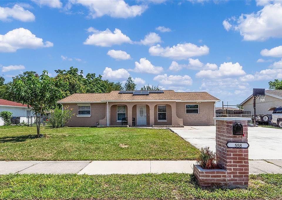 1st image of 558 Broadmoor Dr