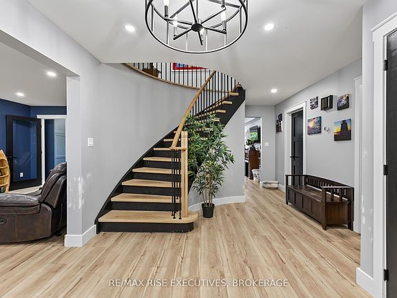 4th image of 617 Rivermeade Ave