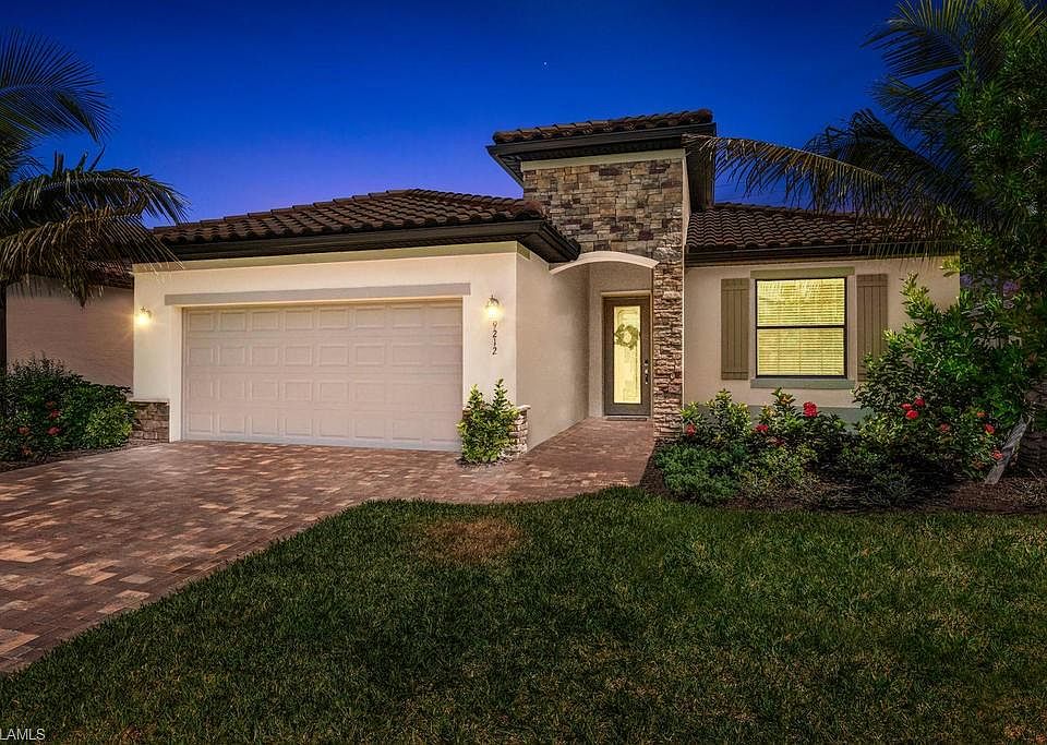 1st image of 9212 Woodhurst Dr
