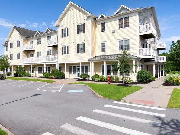 42 Severance Green #207, Colchester, VT 05446
