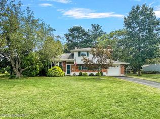 40 Wilson Dr, Howell, NJ 07731