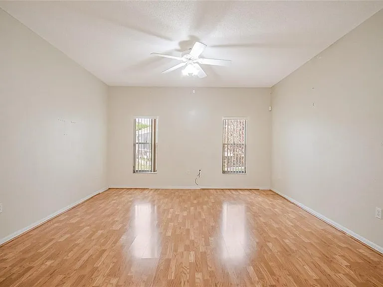 603 Pinehurst Ct — Photo 29