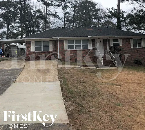 901 Elizabeth Dr Photo 1