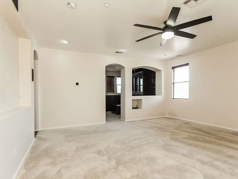 2433 W Horsetail Trl — Photo 5
