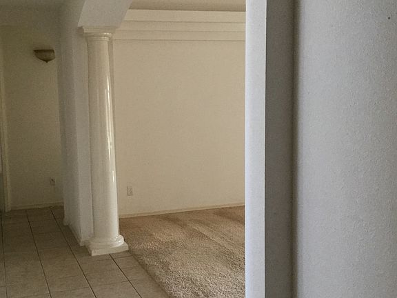 2nd image of 800 Elsa Ct