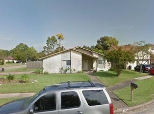 403 Tresch Ct, Webster, TX 77598
