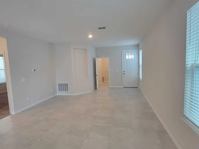 2720 Plume Rd — Photo 18