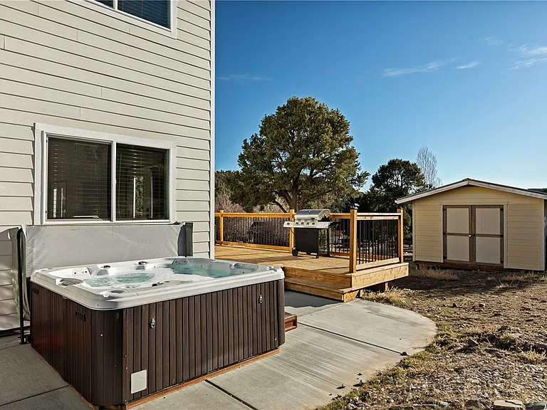 1215 Valley View Dr — Photo 46