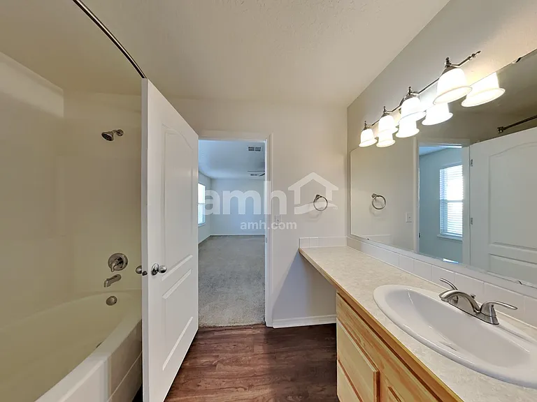 372 W Wood Owl Dr — Photo 18