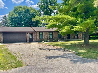 700 Albin Pond Rd, Greencastle, IN, 46135