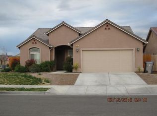 501 Stonehaven Dr, Los Banos, CA