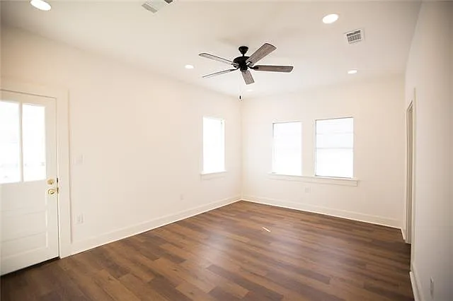 533 Maple Ave — Photo 15