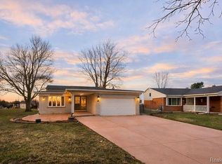 32607 Lancaster Dr, Warren, MI