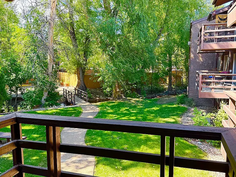 The Cove Apartments — Photo 3