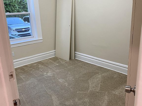 5th image of 113-115 N 5th Ave #1