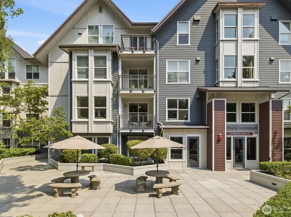 55 Williams Avenue S #201, Renton, WA 98057