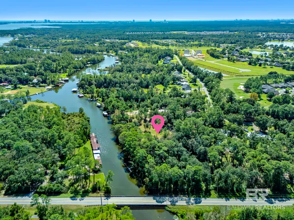 9900 Clarke Ridge Rd, Foley, AL 36535