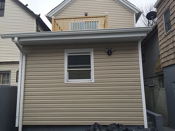 3rd image of 11603 95th Ave