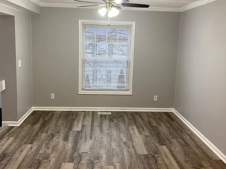 1346 Hibbard Dr #C — Photo 5