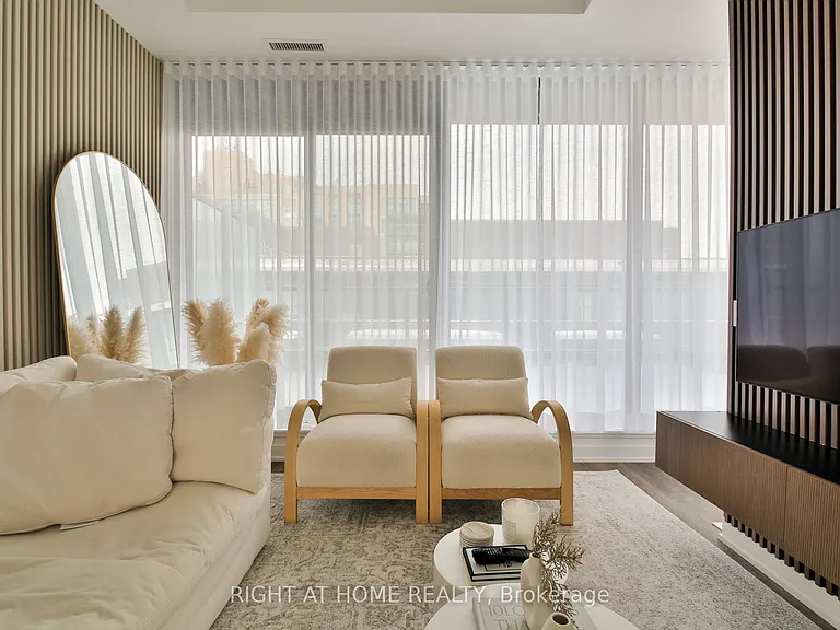 1612 Charles St #428 — Photo 23