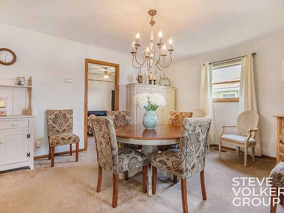 5971 Caroline Drive Lakeview MI