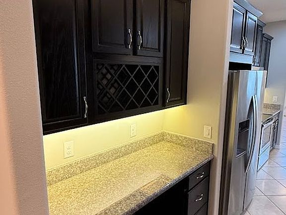 5th image of 8569 Vedder Ln
