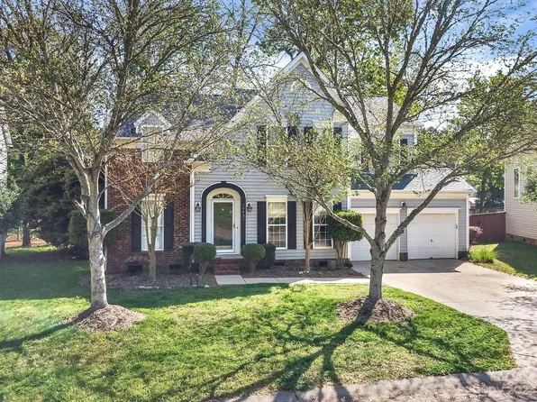 10431 Chelsea Bay Dr, Charlotte, NC 28278
