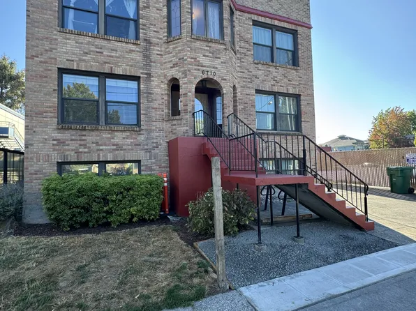 6710 Greenwood Ave N APT 3, Seattle, WA 98103