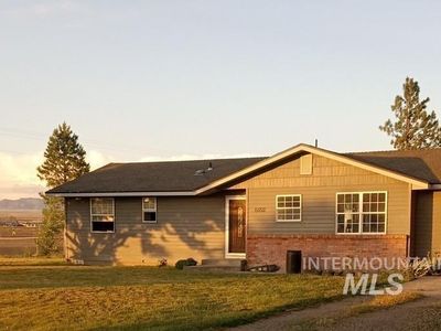 5652 SE Poppy Ave, Mountain Home, ID, 83647