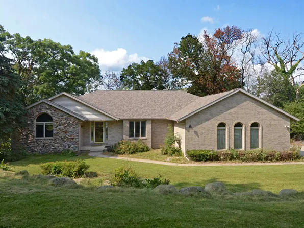 N3690 Bluff View Trl, Poynette, WI 53955