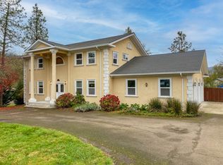 3133 NE Douglas Ave, Roseburg, OR 97470