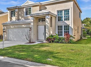 9386 NW 8th Cir, Plantation, FL 33324