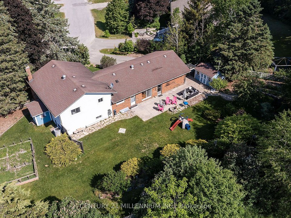 1st image of 41 Douglas Cres