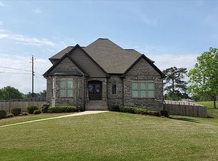 801 Bridle Ln, Moody, AL 35004