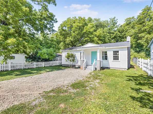 729 Pennsylvania Ave, Charlotte, NC 28216
