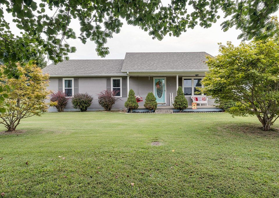 1st image of 673 Edgefield Dr