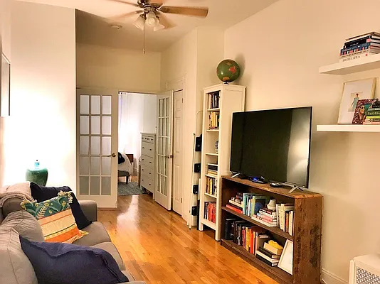 Rented by Rapid Realty Cobble Hill | media 19