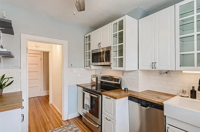 1374 N Ogden St #4 — Photo 21
