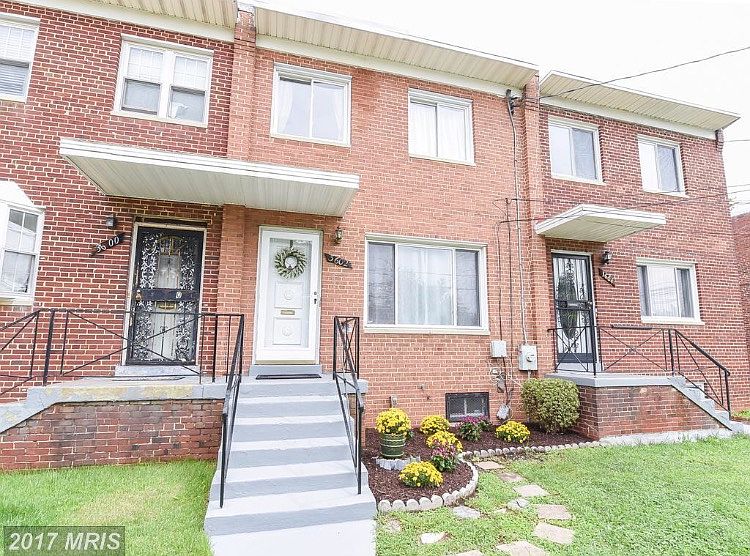 2nd image of 3602 Manorwood Dr