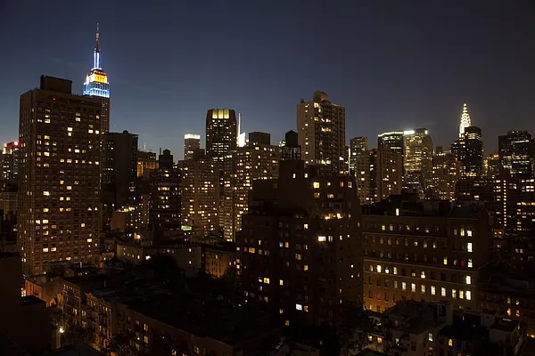 Rented by Town Residential | media 8